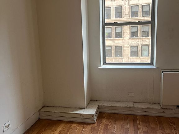 4th image of 50 W 34th St APT 4A08