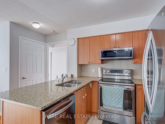 5th image of 18 Valley Woods Rd #310