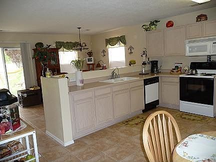 3rd image of 10551 Monte Rosso Pl NW