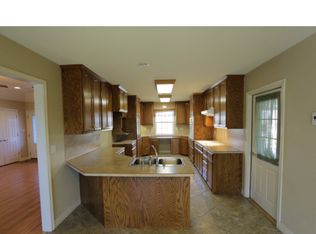 150 Tyler Dr, Orange, TX 77630
