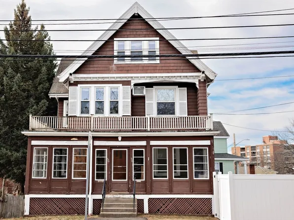 56-58 Franklin St, Melrose, MA 02176