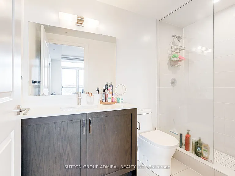 20 Gatineau Dr #1010 — Photo 15