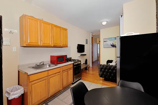 Rented by Corcoran | media 22