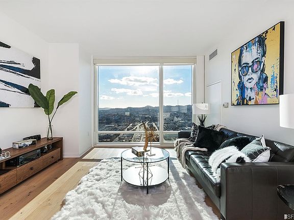 3rd image of 425 1st St Unit 3305