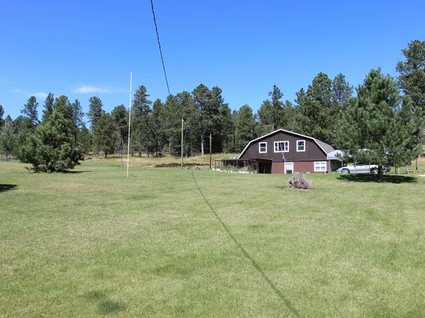 1033 Homestead Dr, Custer, SD 57730