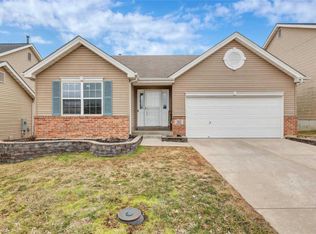 202 Mason Ridge Ct, Arnold, MO 63010