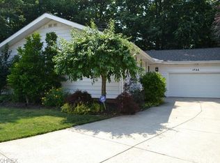 1744 E 228th St, Euclid, OH 44117