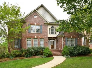 462 Paigebrook Dr, Winston Salem, NC 27106