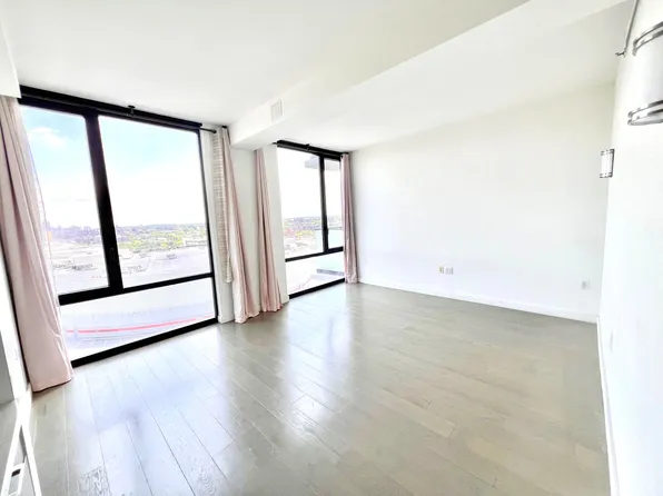 88-08 Justice Avenue image 4 of 24