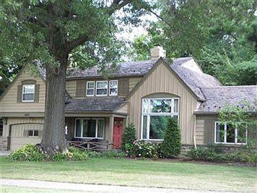 1st image of 21449 Fairmount Blvd