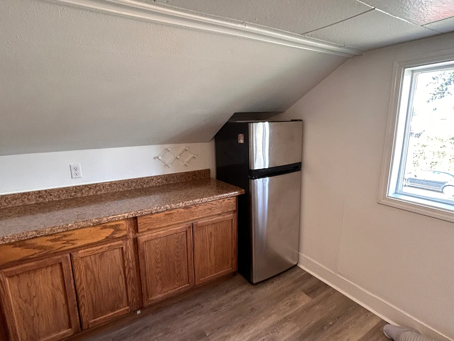 1 bed, 400 sqft, $1,250 — Photo 2