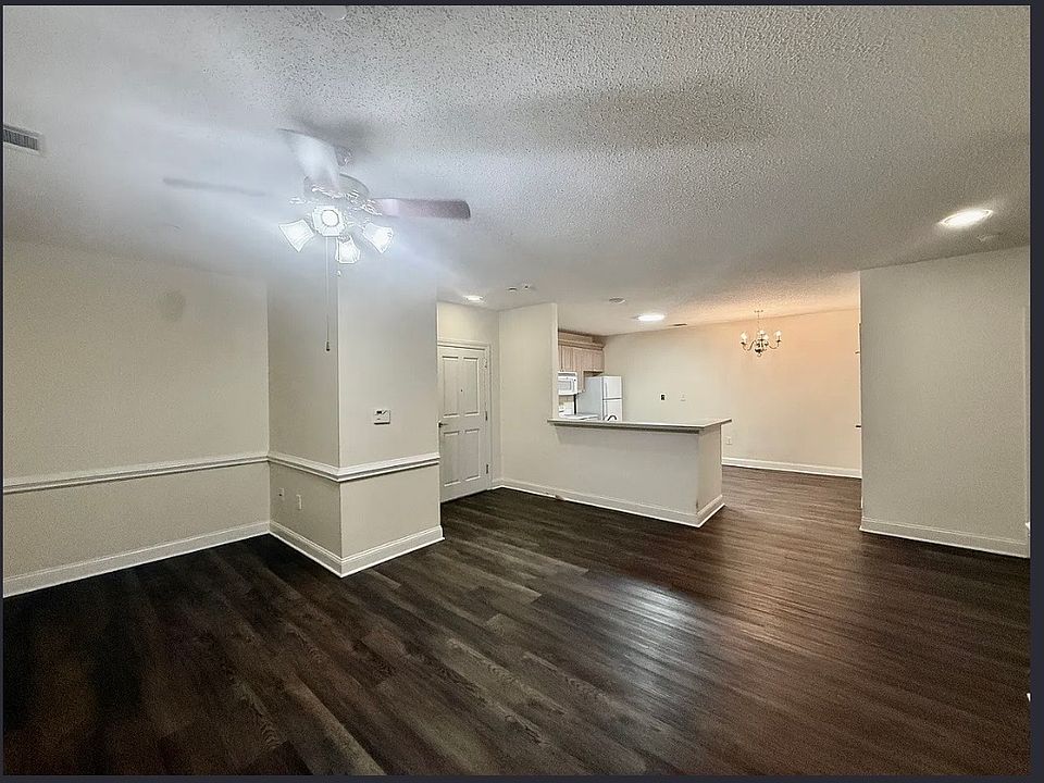 1st image of 1001 Methodist Oaks Dr #2