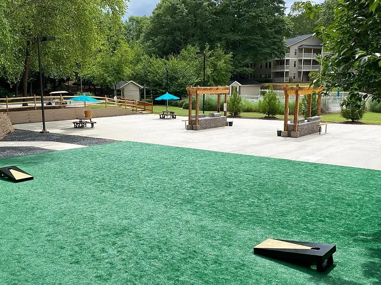 Azalea Park at Sandy Springs — Photo 13