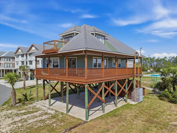 181 3rd Ave E, Horseshoe Beach, FL 32648