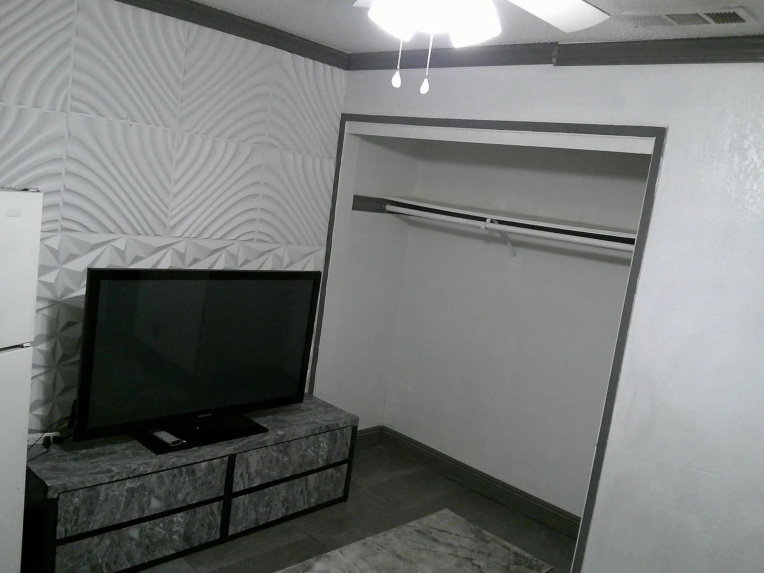 5 bed, 1248 sqft, $700 — Photo 3