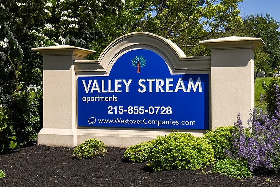 Entrance Sign