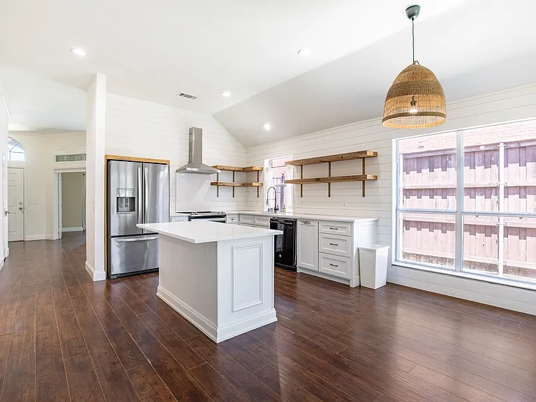 11388 Blackhawk Dr — Photo 9