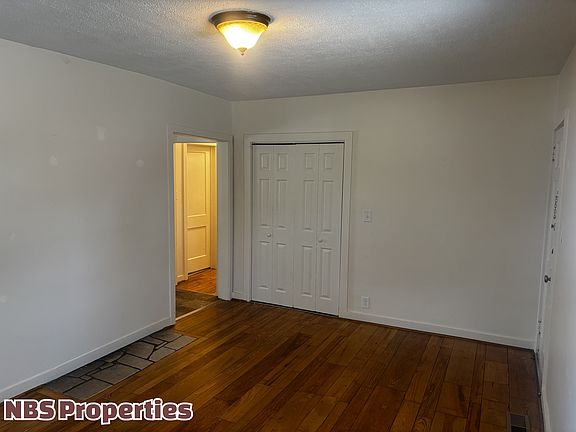 3rd image of 213 W Moody Ave