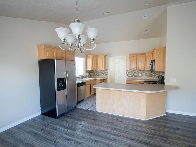 3788 E Butterfield Rd — Photo 4