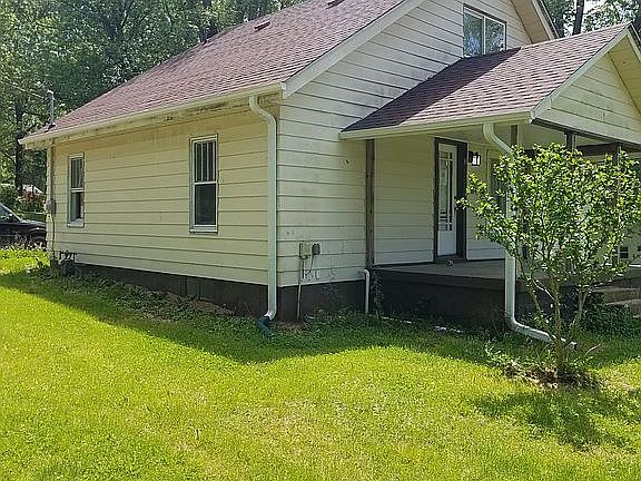 2nd image of 73 S Lockhart Pl