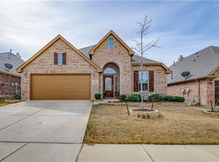 1000 Albany Dr, Fort Worth, TX 76131