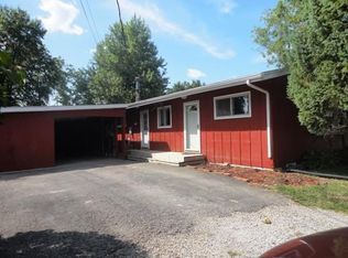 1211 S 7th St, Oskaloosa, IA 52577