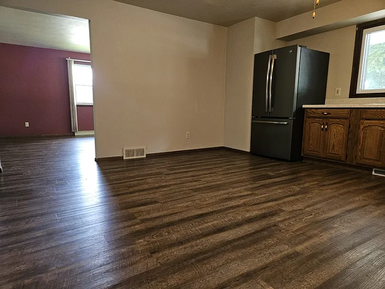 417 S Matthias St — Photo 5