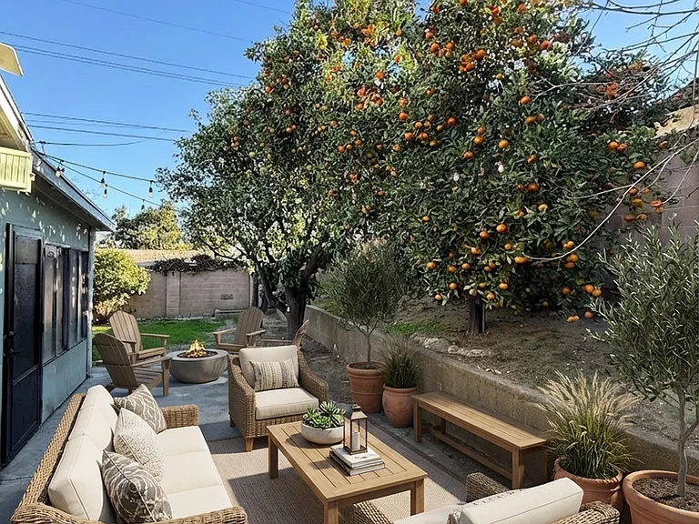 15148 Oro Grande St — Photo 50