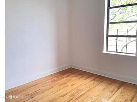 5th image of 4555 48th St APT 4E