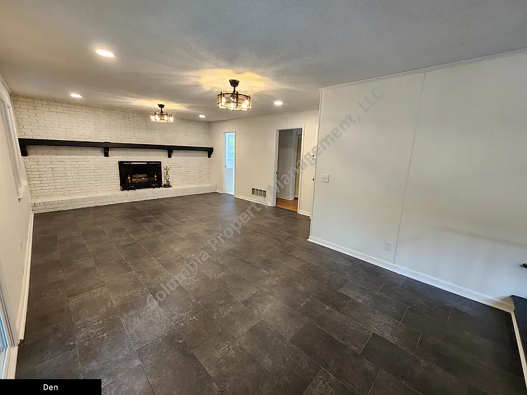 4003 Rockbridge Rd — Photo 9