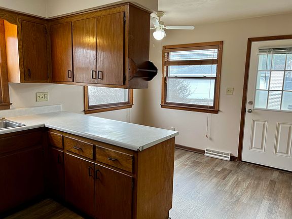 4th image of 10911 W Langlade St #10913