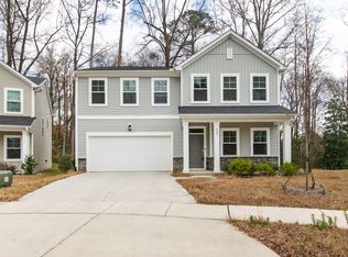 409 Willard Woods Dr, Wendell, NC 27591