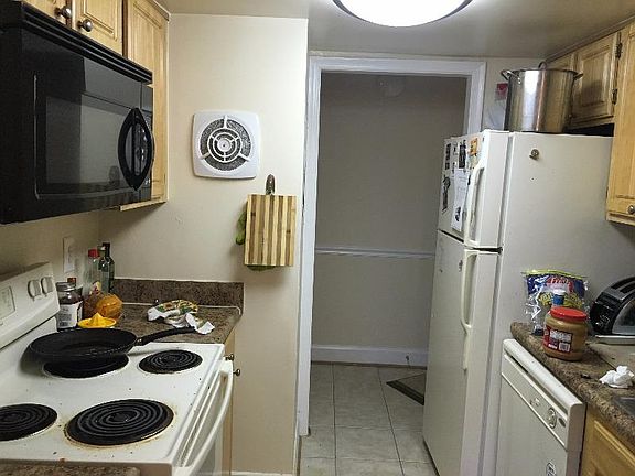 3rd image of 2110 Paul Edwin Ter APT T2