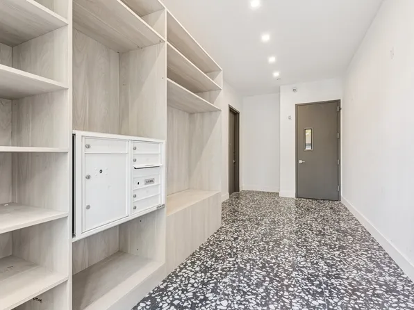 72 Quincy Street image 11 of 12