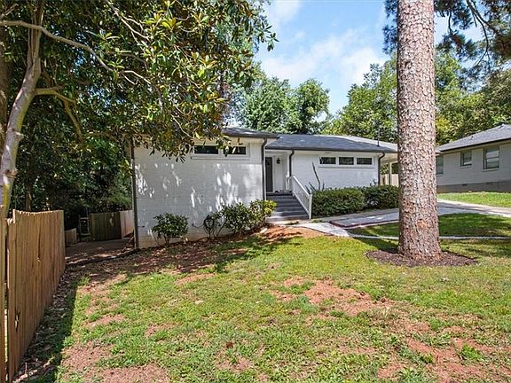 4th image of 2930 Belvedere Ln