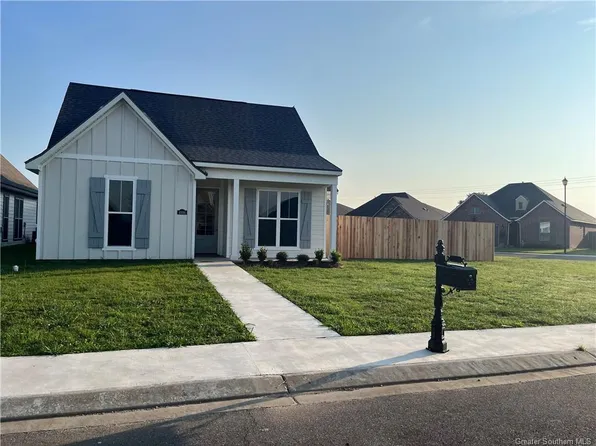 4996 Haygood Point, Iowa, LA 70647