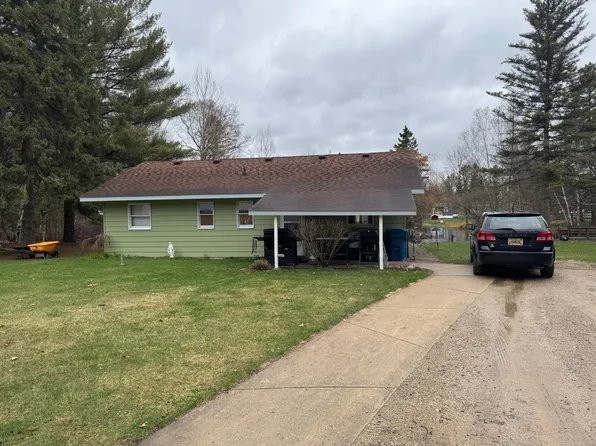 120 Pinecrest Dr, Houghton Lake, MI 48629