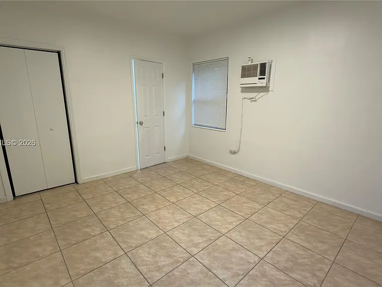 808 84th St #810 — Photo 12