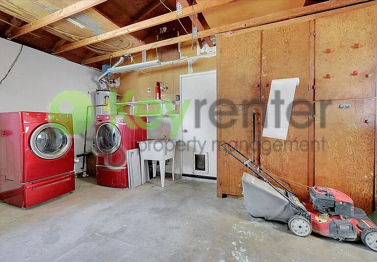 6140 Pinecreek Way — Photo 35