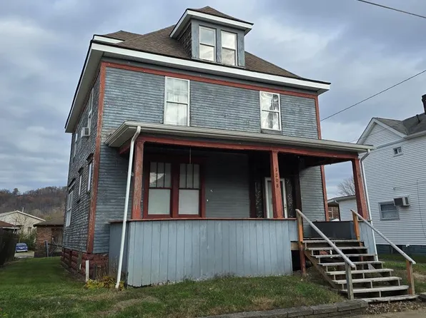 1208 Center St, Moundsville, WV 26041