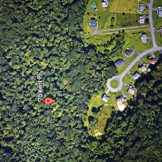 2nd image of 70 Kent Pl