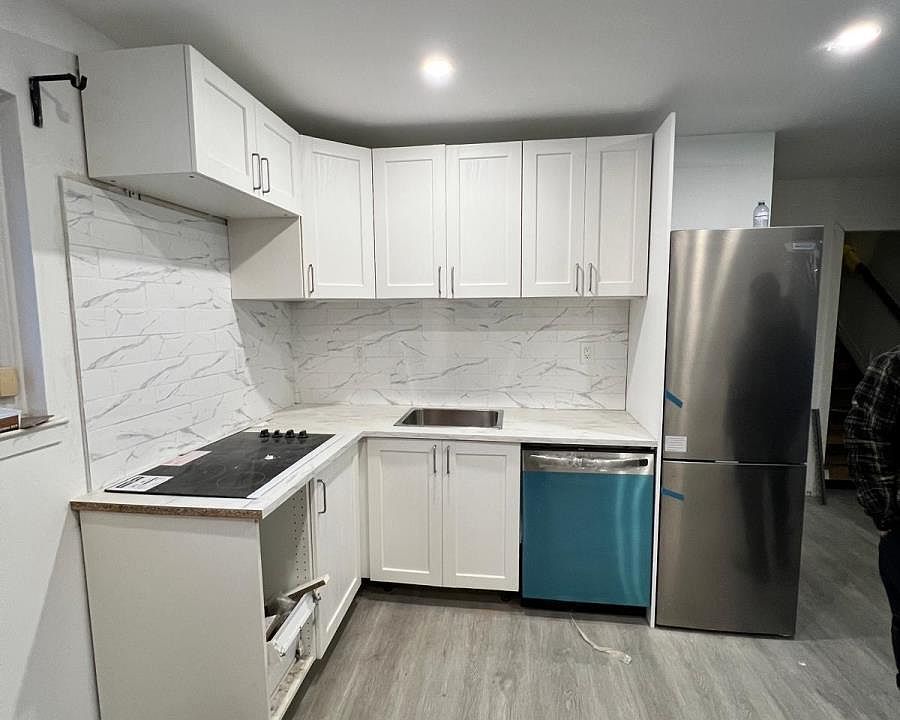 1st image of 91 Kingslake Rd #Basement