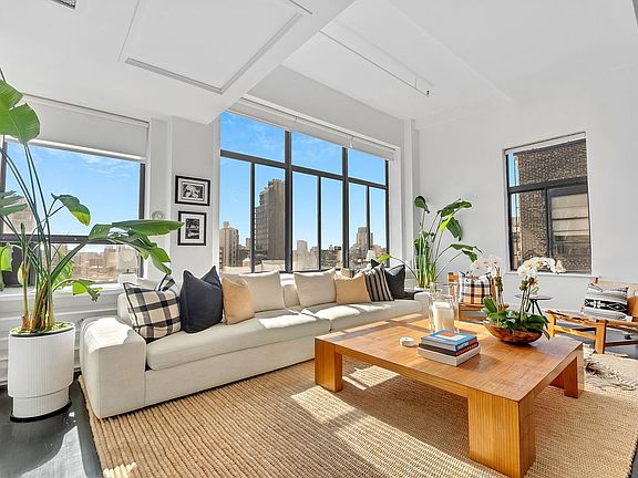 2nd image of 718 Broadway #Phb