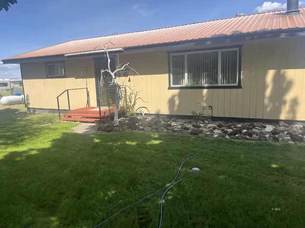 765 Lincoln St, Cedarville, CA 96104