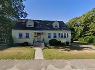 364 Pond St #2, Braintree, MA 02184