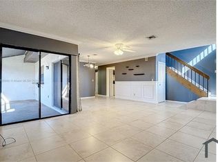 1220 SE 6th Ter APT 60, Cape Coral, FL 33990