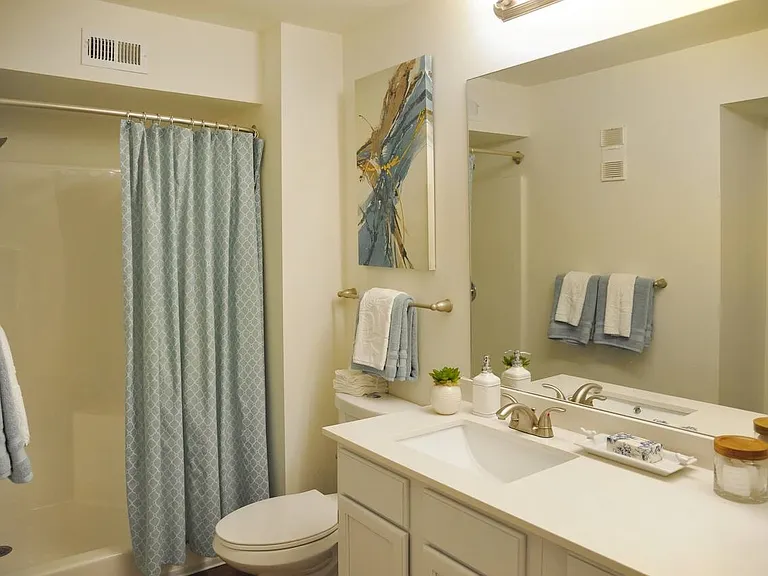 Bridlewood On Westland Apartments — Photo 32
