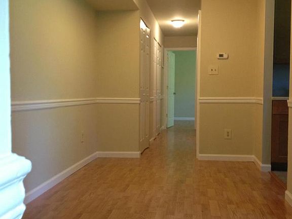 4th image of 4408 Falls Bridge Dr Unit K