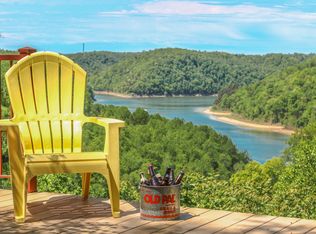 264 Fairways Dr, Smithville, TN 37166