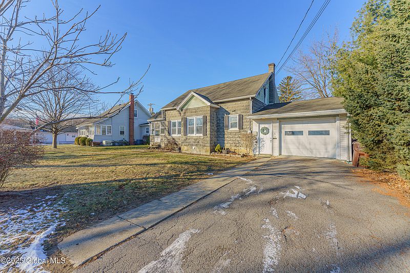 2nd image of 5 Griffin Street